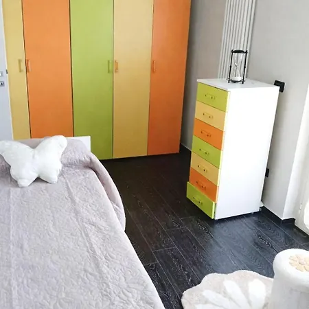 Holiday home Playadeivo Pineto